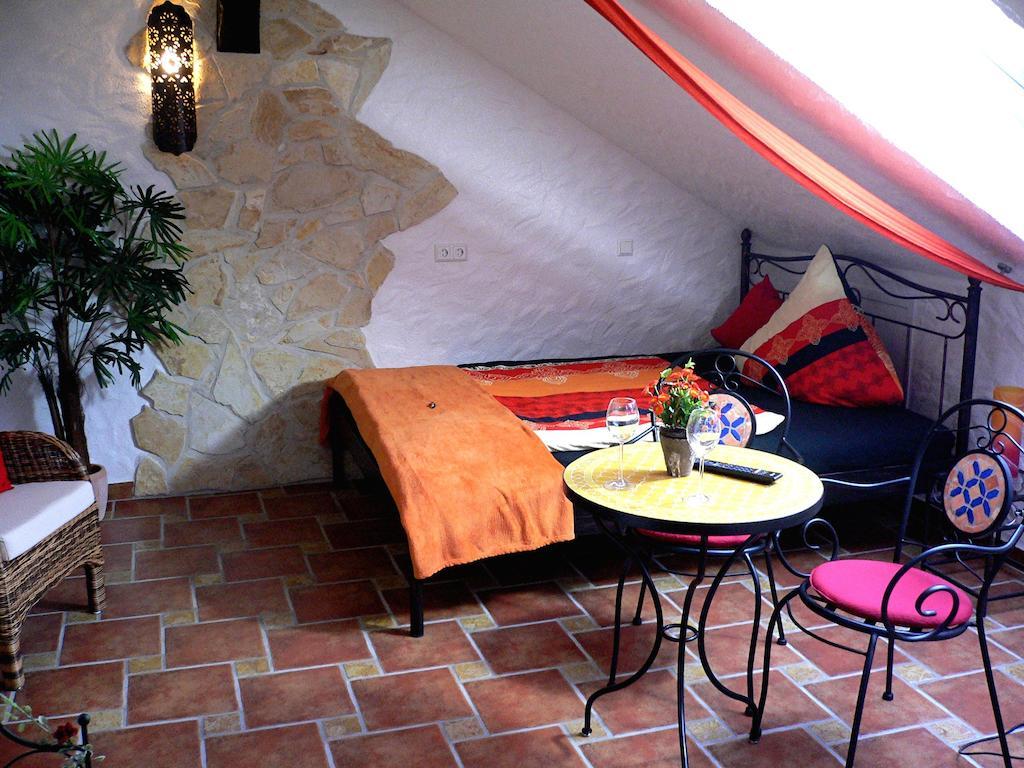 Apartmenthaus Casa Palma ビュール 部屋 写真